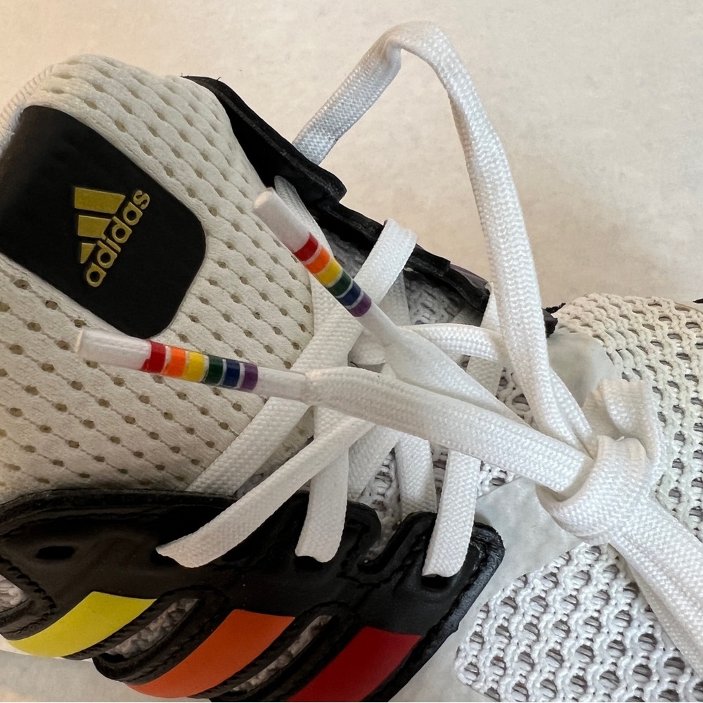 ADIDAS UltraBoost S&L Pride 2020 - FY5347 - Sz Men’s 5 / Women’s 7 - Picture 11 of 16